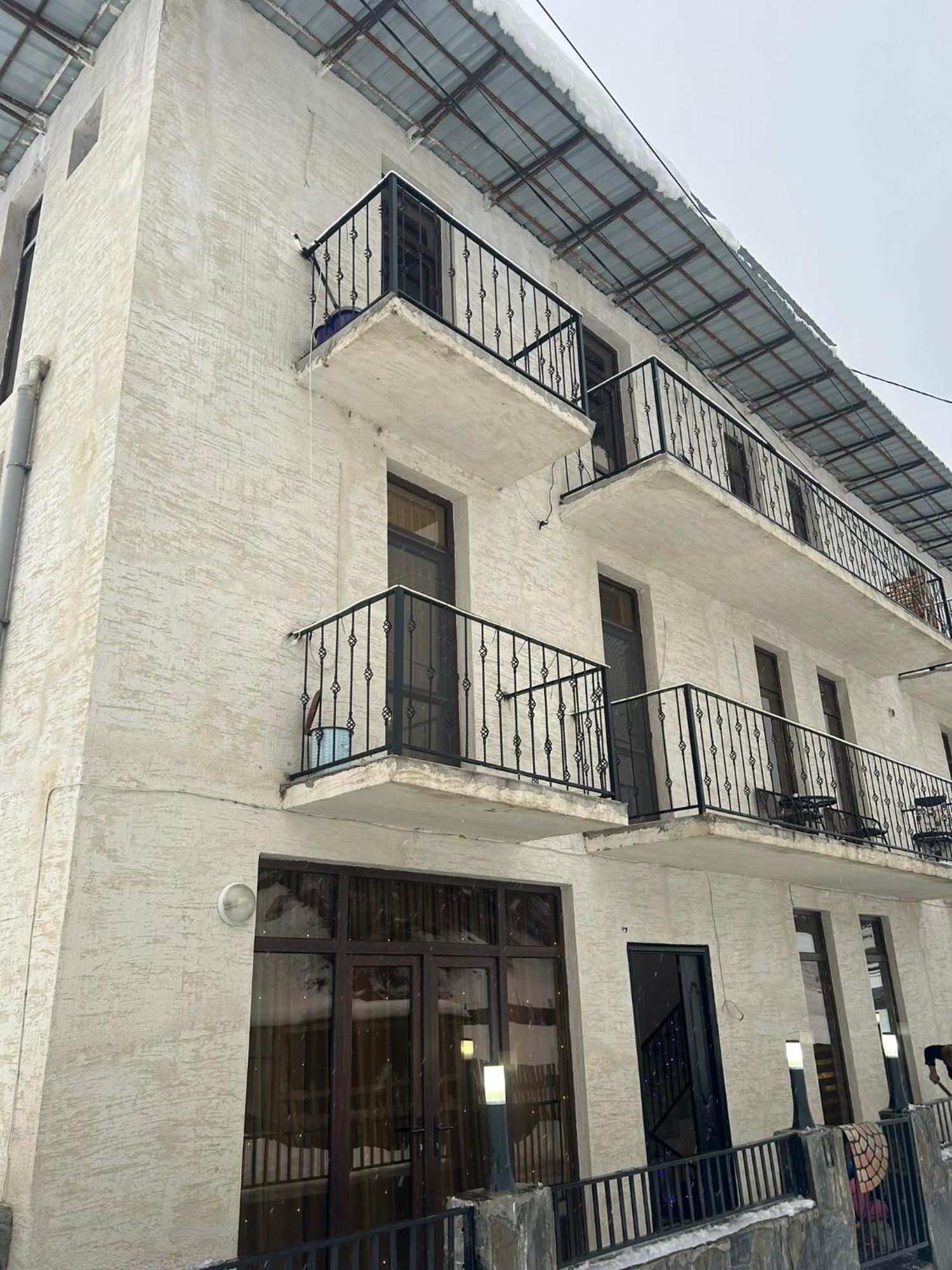 Hotel Marliza Mestia Exterior foto